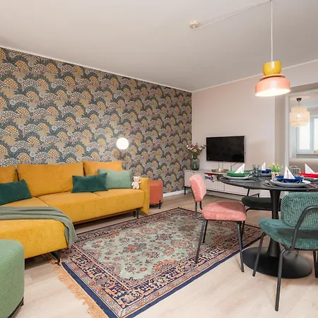 Nikolai Apartment *